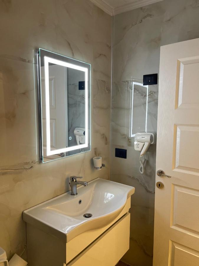 Daily Rent Studio Apartments ティラナ エクステリア 写真