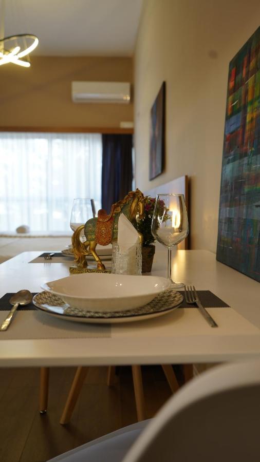 Daily Rent Studio Apartments ティラナ エクステリア 写真